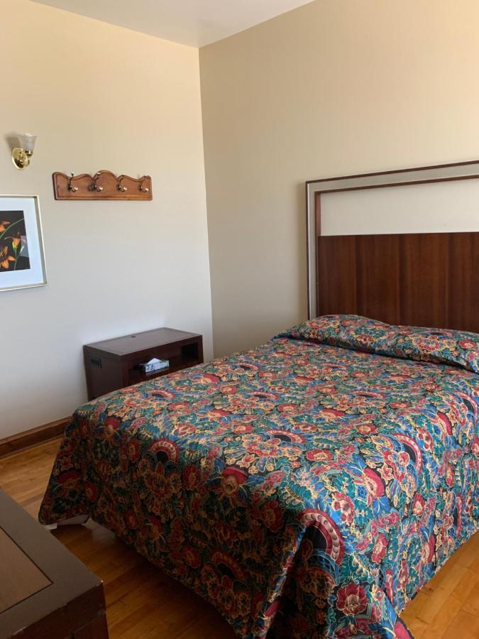 Karsten Hotel Kewaunee Екстер'єр фото