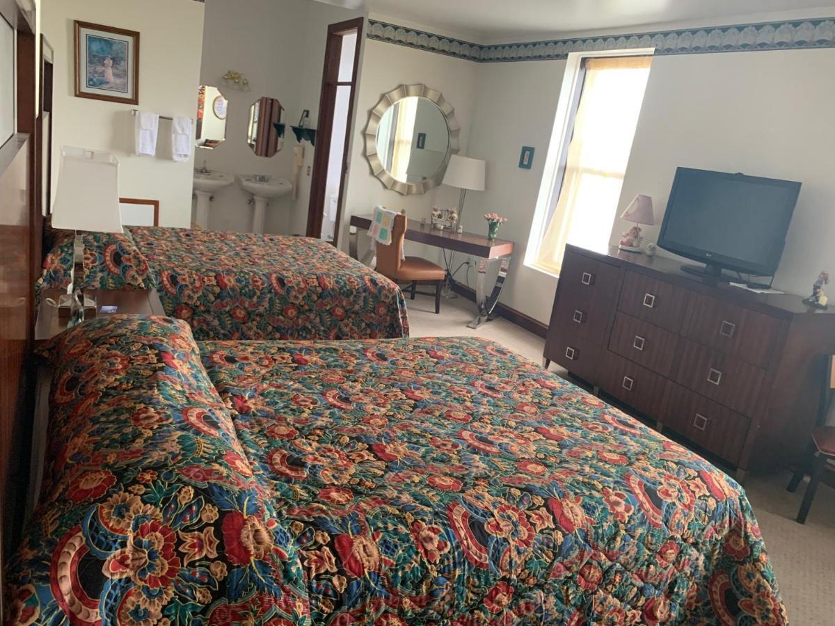 Karsten Hotel Kewaunee Екстер'єр фото